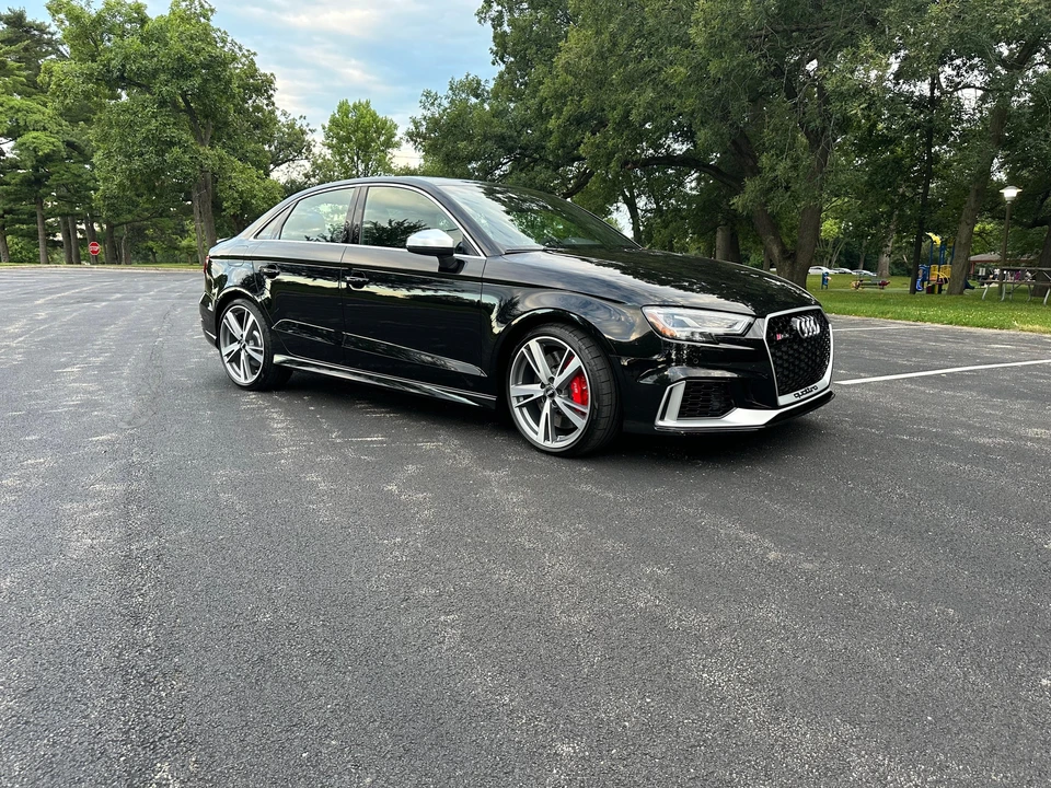2019 Audi 8V RS3 - Image 28 of 31