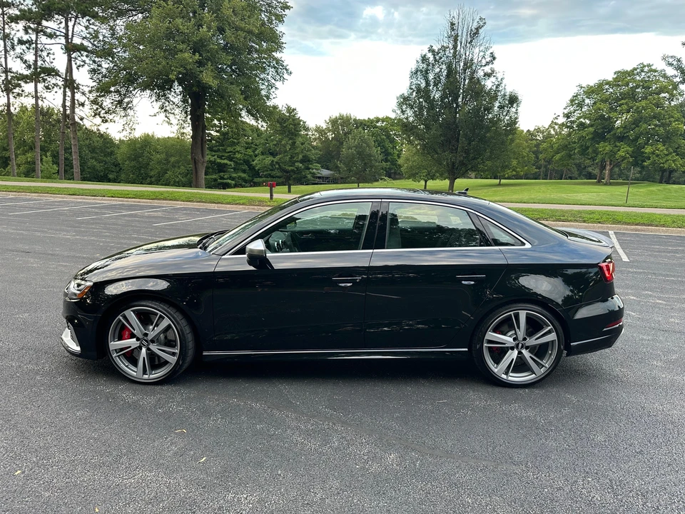2019 Audi 8V RS3 - Image 19 of 31