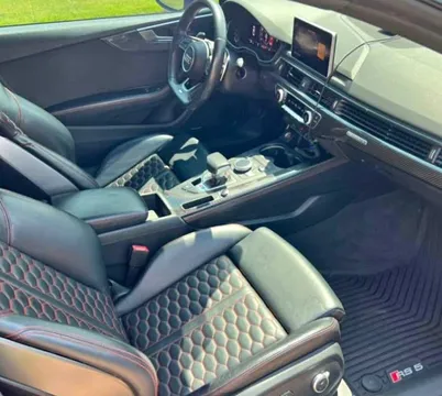 2019 Audi RS5 Seats