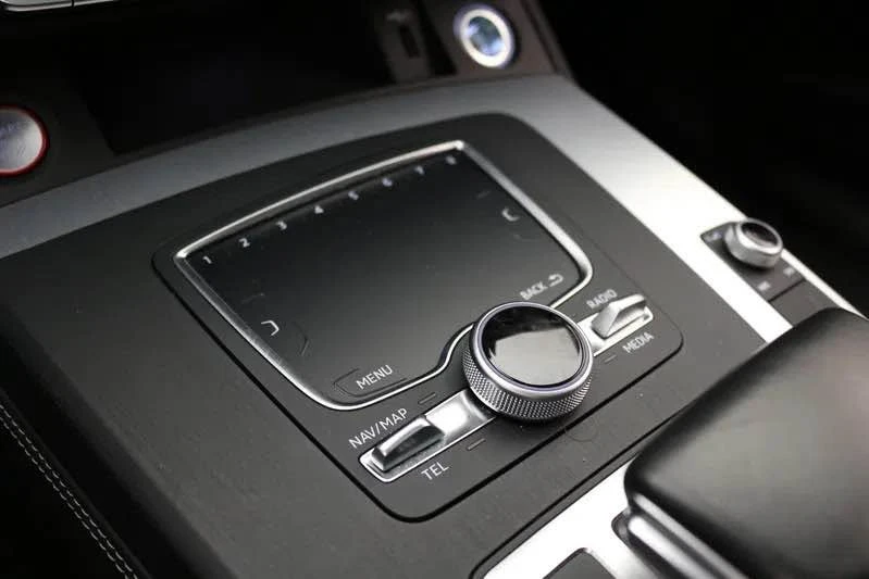 2019 Audi FY SQ5 - Image 17 of 18