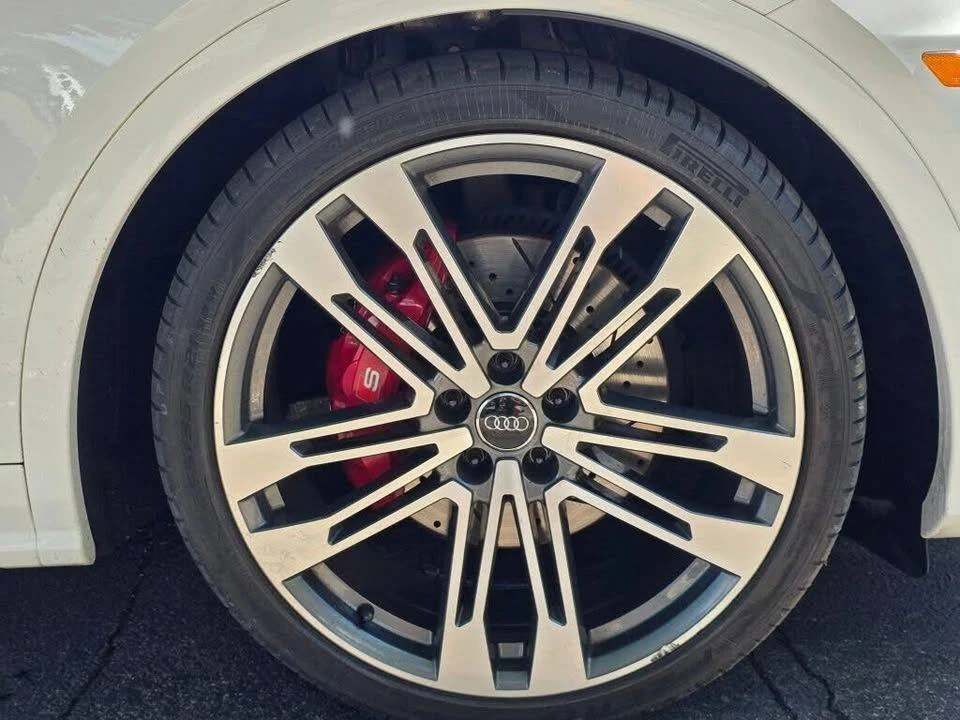2019 Audi FY SQ5 - Image 9 of 20