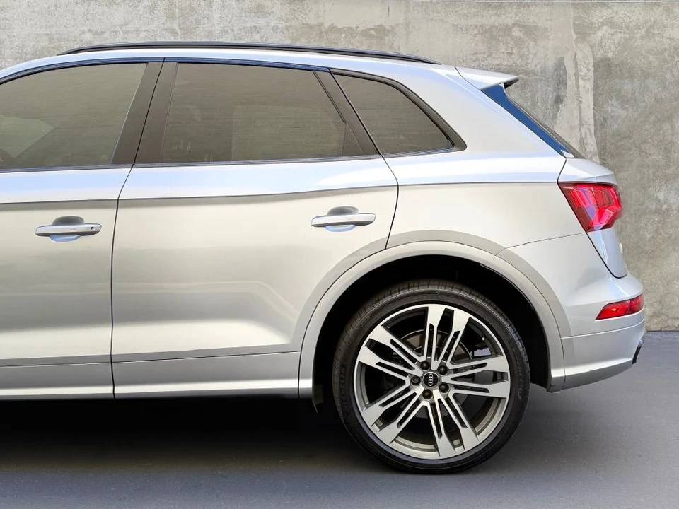 2019 Audi FY SQ5 - Image 9 of 21