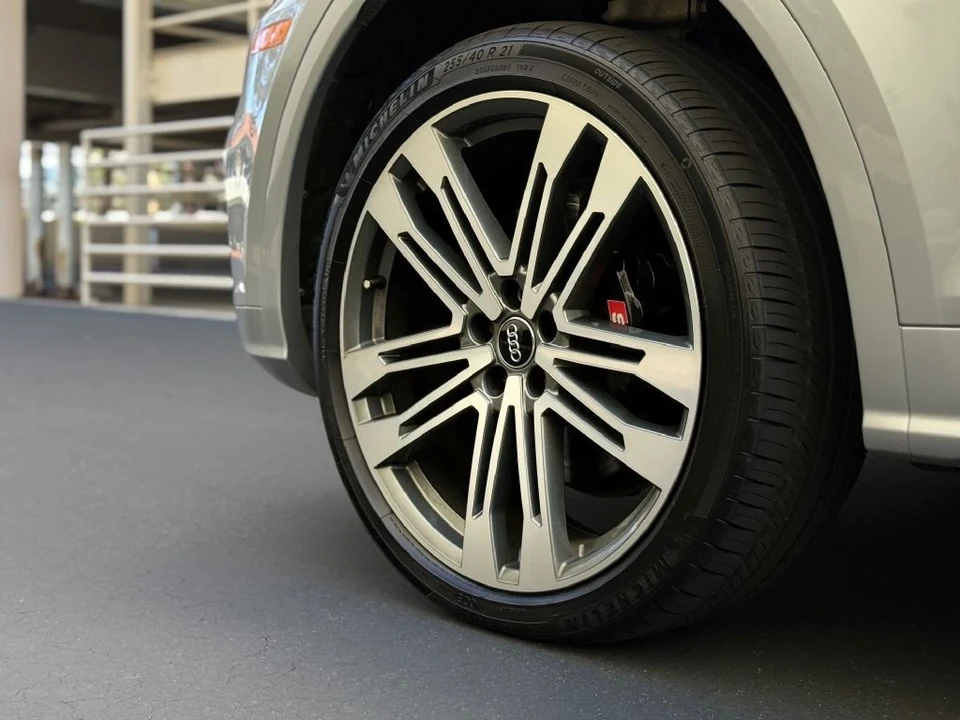 2019 Audi FY SQ5 - Image 10 of 21