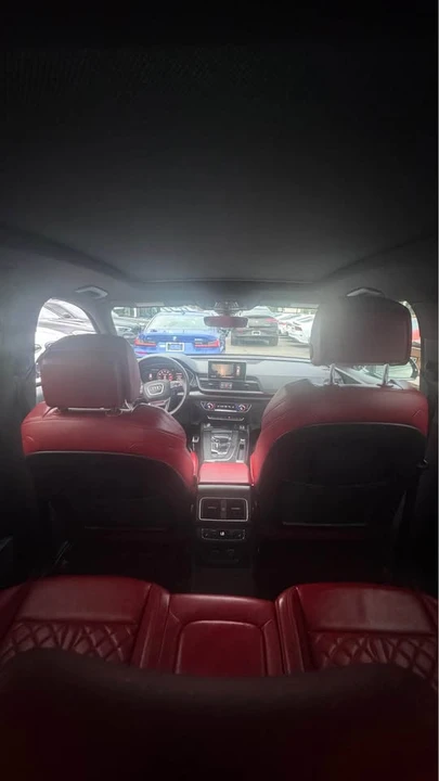 2019 Audi FY SQ5 - Image 10 of 17