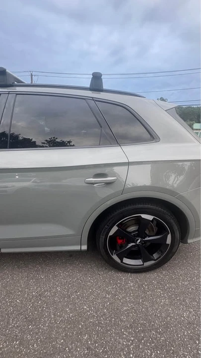 2019 Audi FY SQ5 - Image 4 of 17