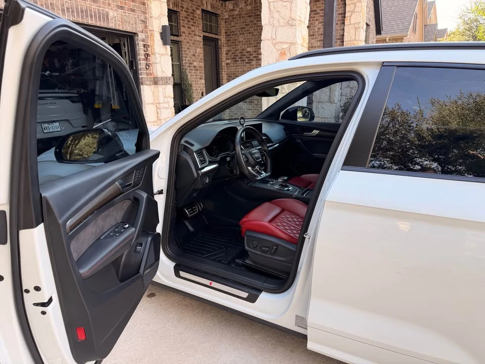 2019 Audi FY SQ5 - Image 3 of 16