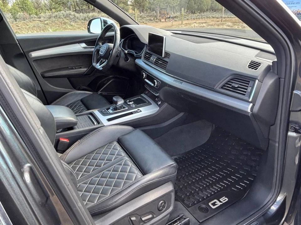 2019 Audi FY SQ5 - Image 17 of 23