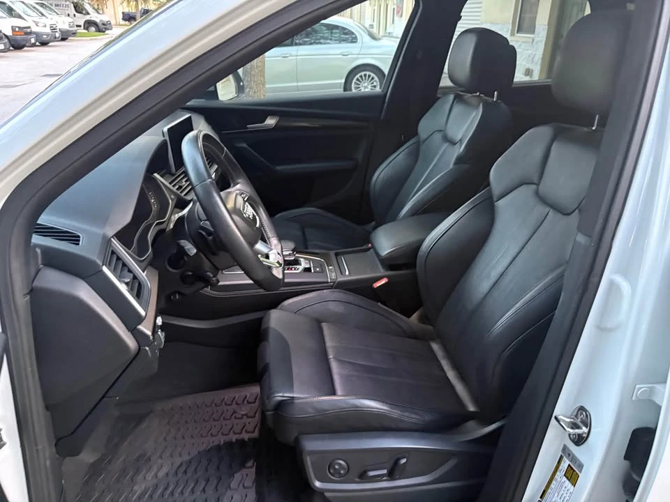 2019 Audi FY SQ5 - Image 9 of 20