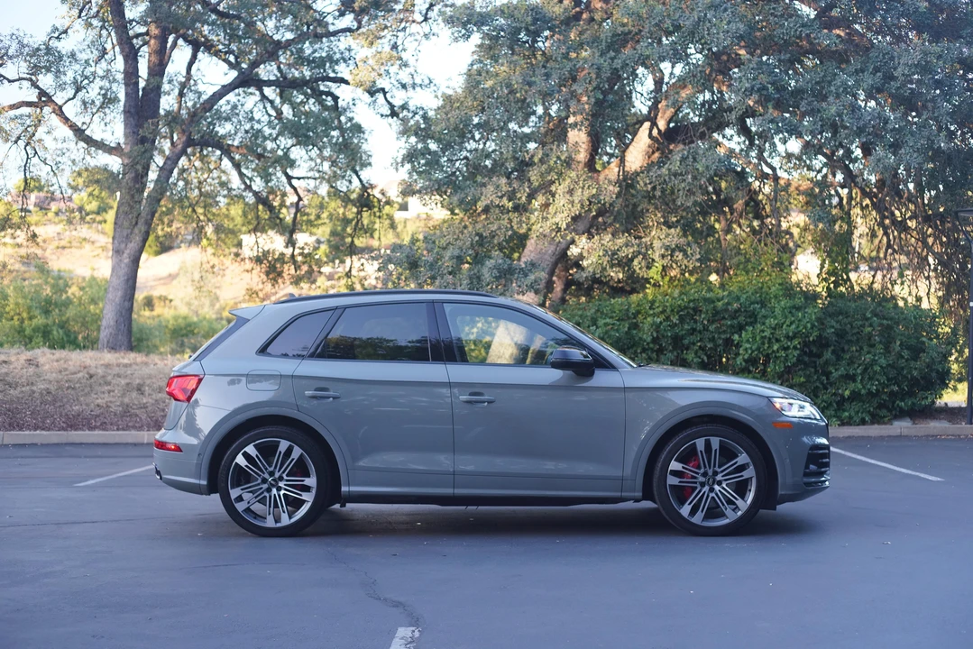 2019 Audi FY SQ5 - Image 10 of 31