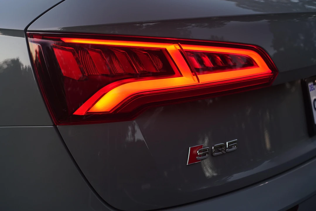 2019 Audi FY SQ5 - Image 16 of 31