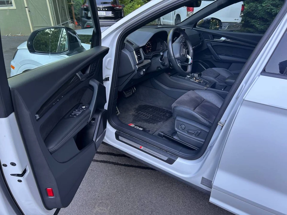 2019 Audi FY SQ5 - Image 9 of 17