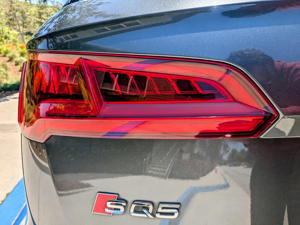 2019 Audi FY SQ5 - Image 16 of 31
