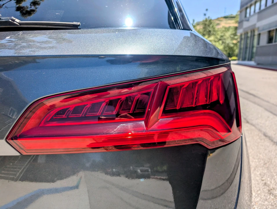 2019 Audi FY SQ5 - Image 18 of 31