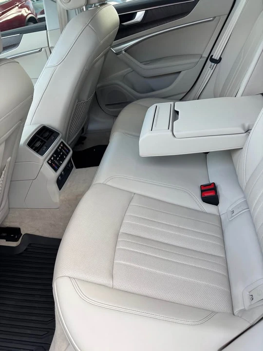 2019 Audi C8 A7 - Image 8 of 18