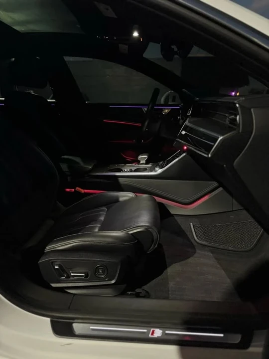 2019 Audi C8 A7 - Image 16 of 20