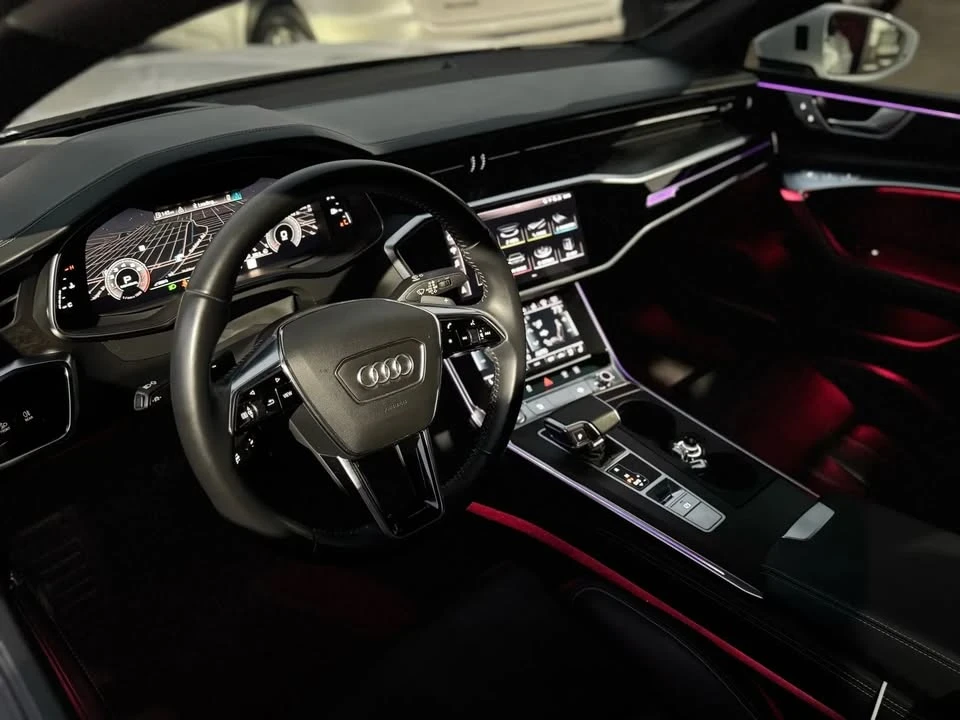 2019 Audi C8 A7 - Image 10 of 20