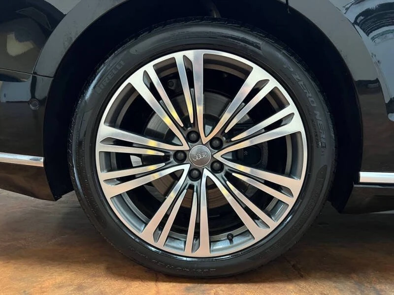 2019 Audi D5 A8 - Image 9 of 17
