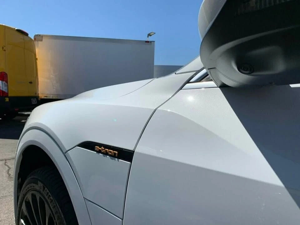 2019 Audi e-tron - Image 13 of 20