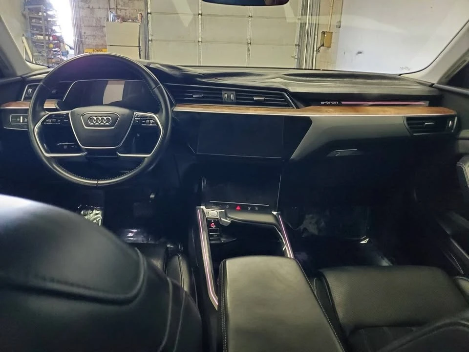 2019 Audi e-tron - Image 11 of 20