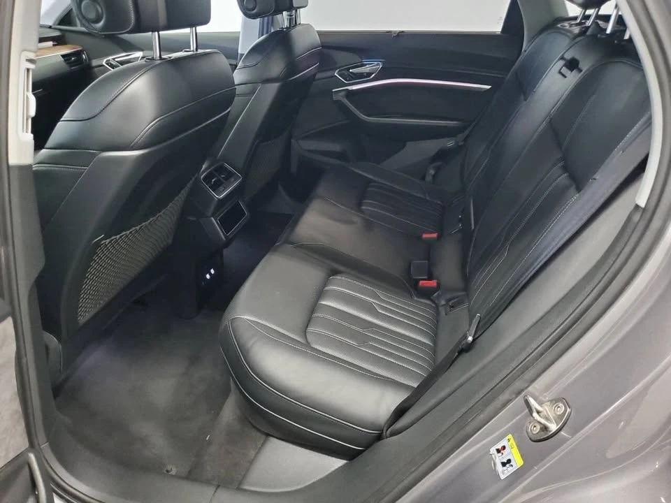 2019 Audi e-tron - Image 12 of 20