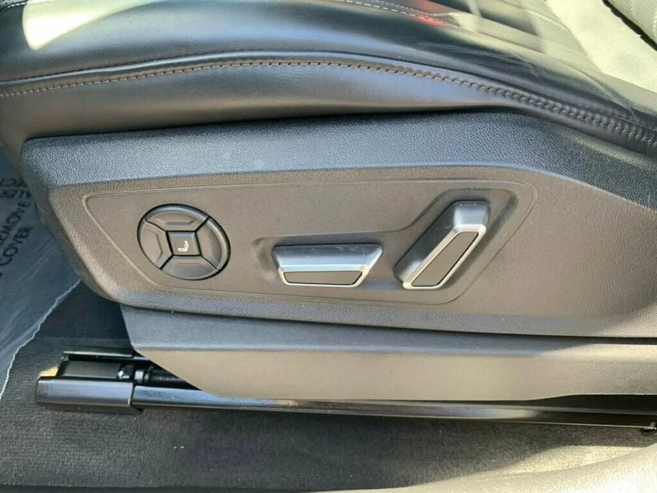 2019 Audi e-tron - Image 9 of 19