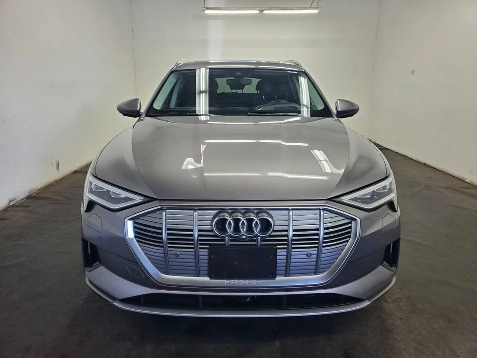 2019 Audi e-tron - Image 2 of 20