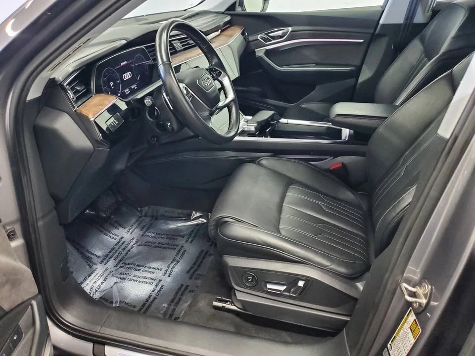 2019 Audi e-tron - Image 9 of 20