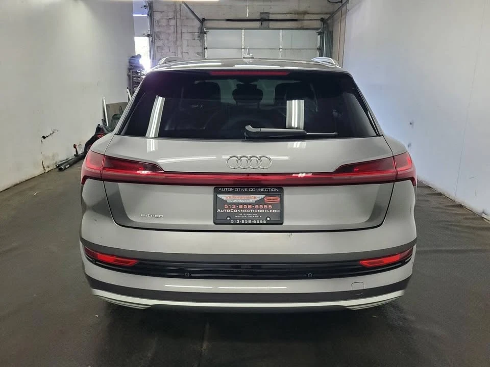 2019 Audi e-tron - Image 6 of 20