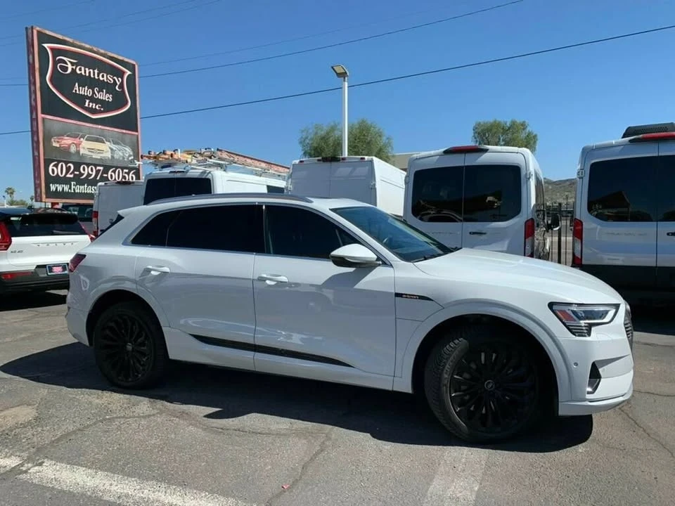 2019 Audi e-tron - Image 3 of 20