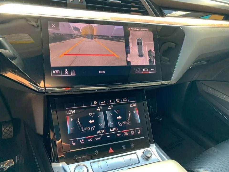 2019 Audi e-tron - Image 6 of 20