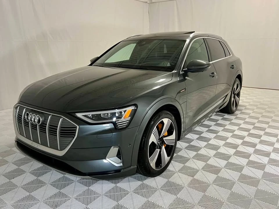 2019 Audi e-tron - Image 3 of 19