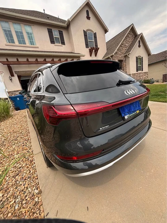 2019 Audi e-tron - Image 8 of 20