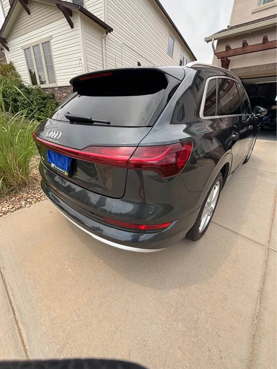 2019 Audi e-tron - Image 9 of 20