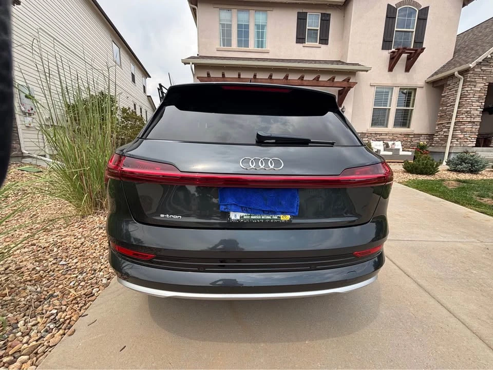 2019 Audi e-tron - Image 7 of 20
