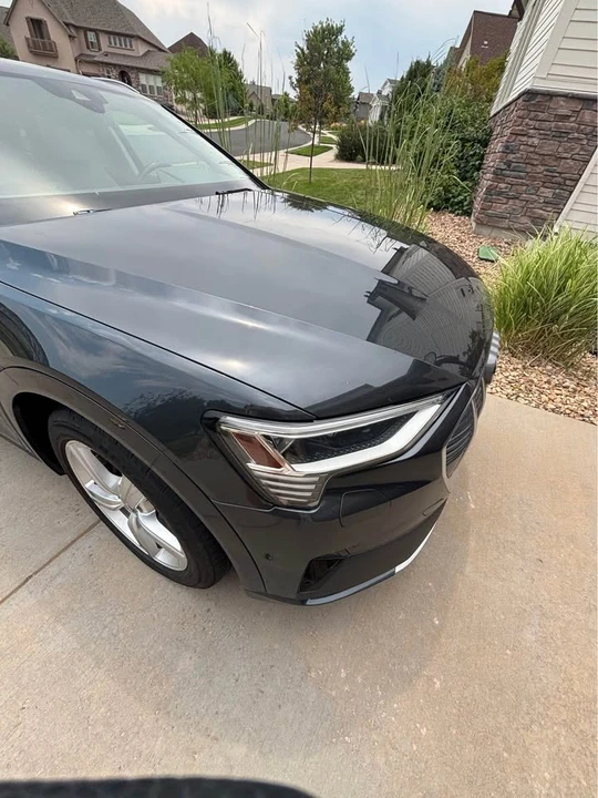 2019 Audi e-tron - Image 12 of 20