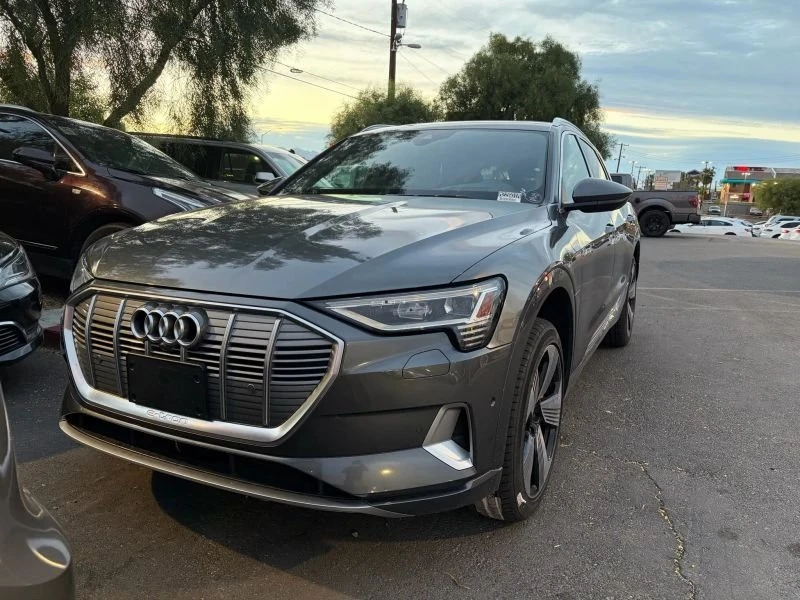 2019 Audi e-tron - Image 2 of 11