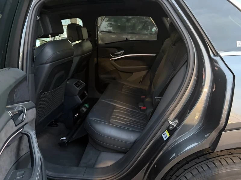 2019 Audi e-tron - Image 11 of 11