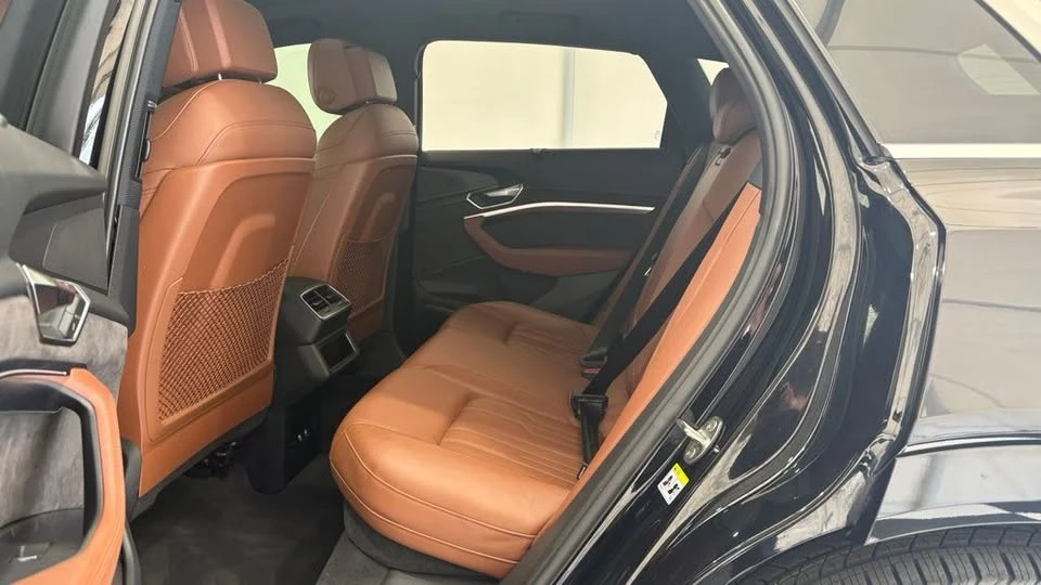 2019 Audi e-tron - Image 18 of 20