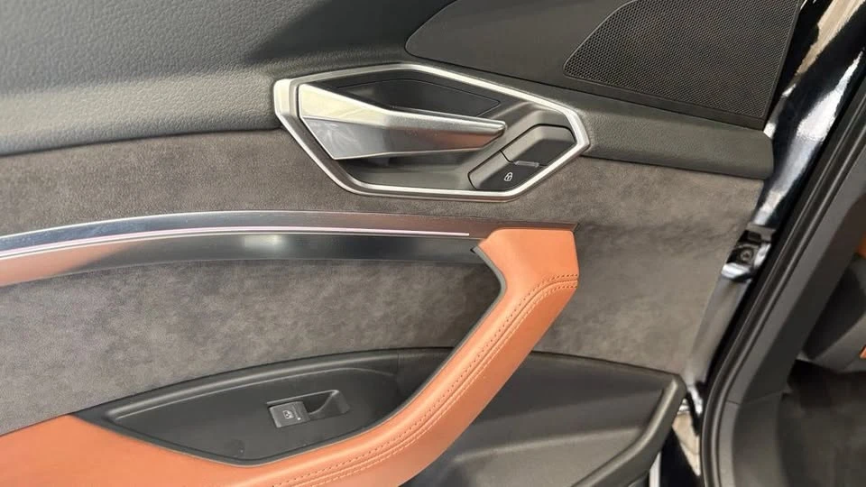 2019 Audi e-tron - Image 20 of 20