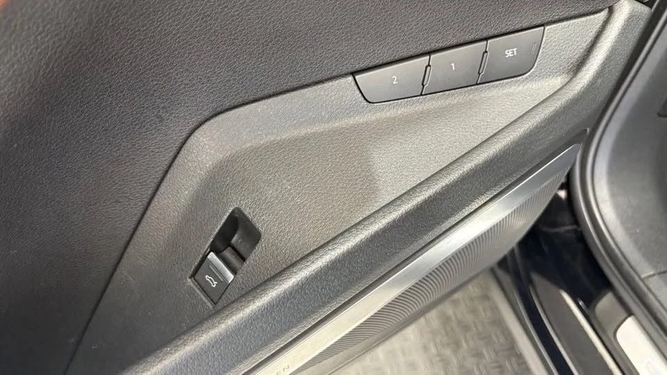 2019 Audi e-tron - Image 16 of 20