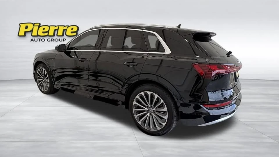 2019 Audi e-tron - Image 2 of 20