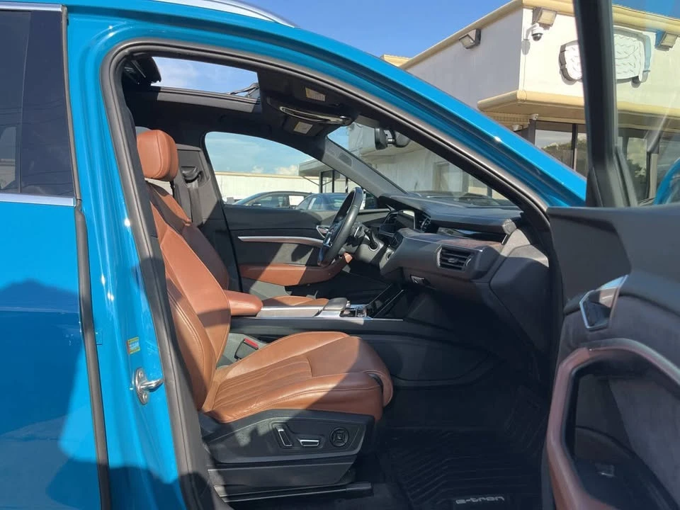 2019 Audi e-tron - Image 11 of 12