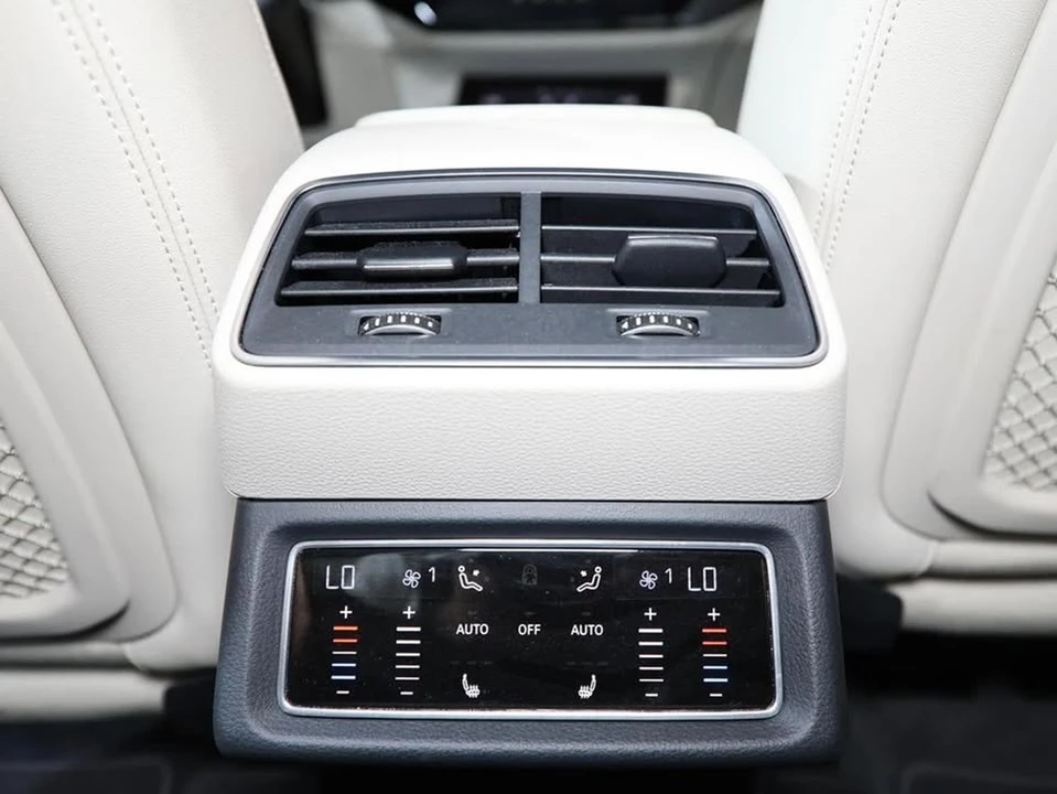 2019 Audi e-tron - Image 13 of 18