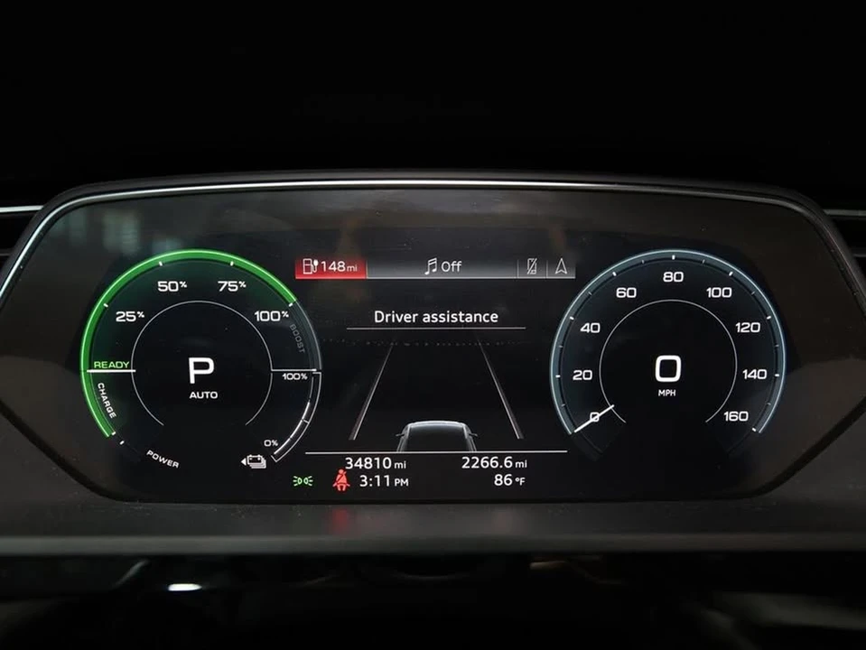 2019 Audi e-tron - Image 17 of 18