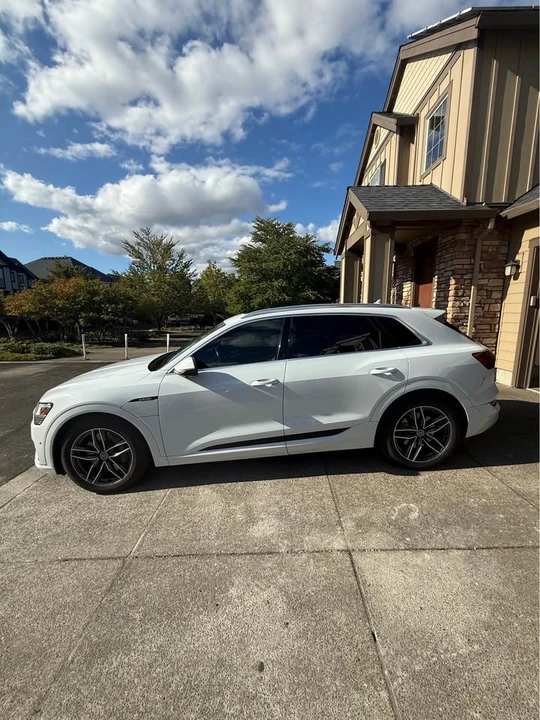 2019 Audi e-tron - Image 3 of 19
