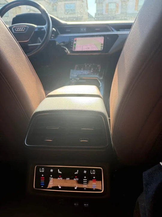 2019 Audi e-tron - Image 10 of 19