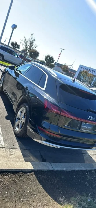 2019 Audi e-tron - Image 5 of 6