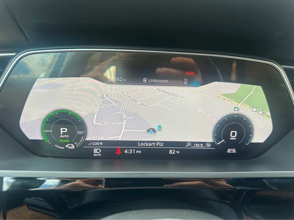 2019 Audi e-tron - Image 2 of 19