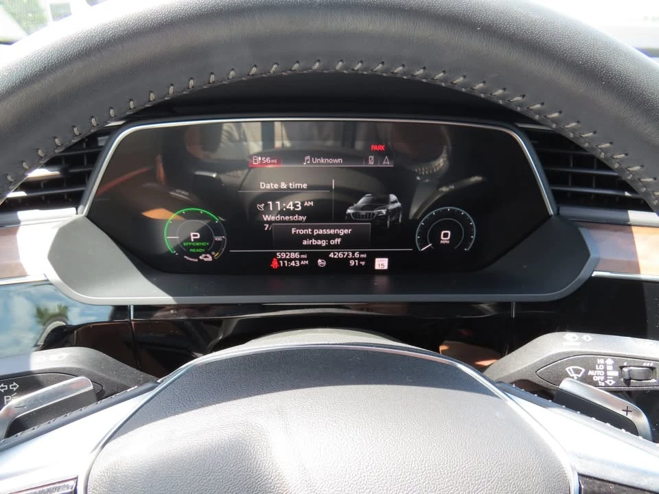 2019 Audi e-tron - Image 15 of 20