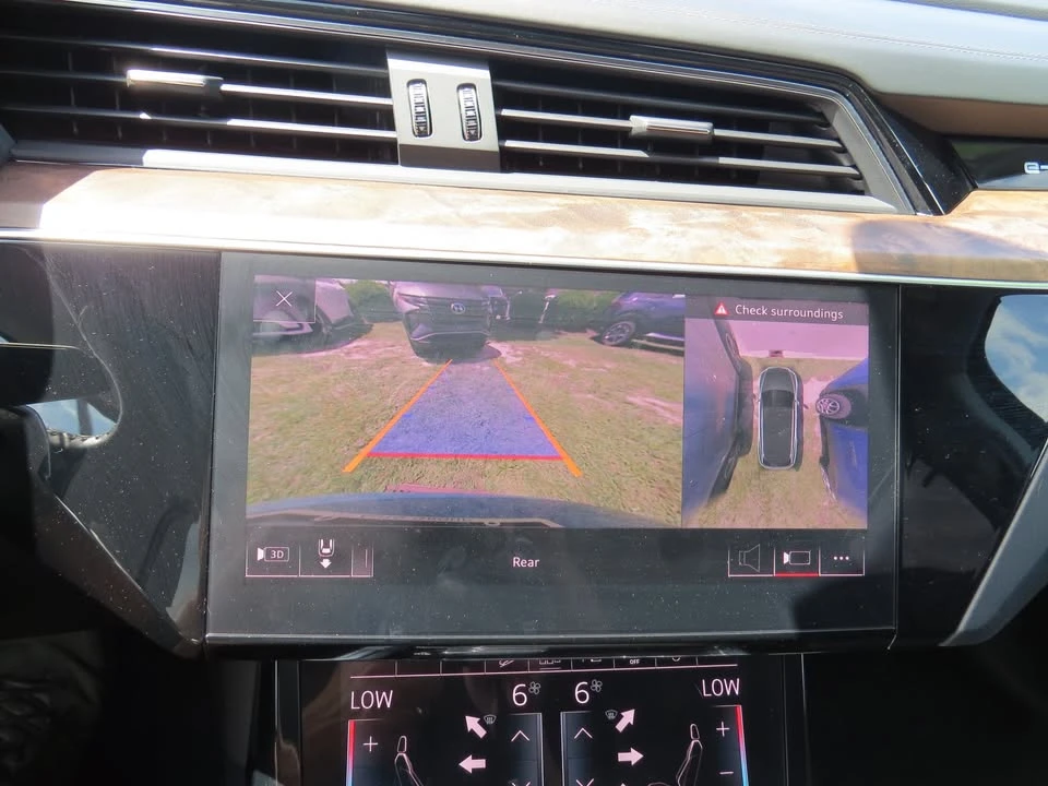 2019 Audi e-tron - Image 20 of 20